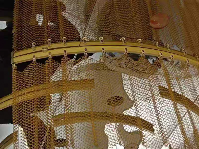 Draperie de bobine en métal de conception et de fabrication, rideau fait sur commande 5 en bobine en métal